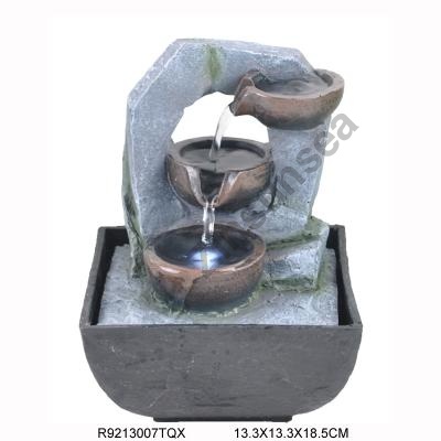 Petite fontaine d'eau débordante de pots avec la caractéristique d'eau d'intérieur parfaite légère